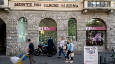Битката за нов изпълнителен директор на Monte Paschi се задълбочава