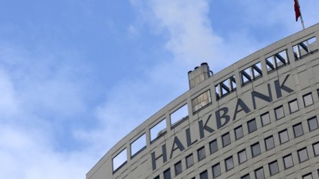 Турция иска банкови облекчения в замяна на свободата на американския пастор