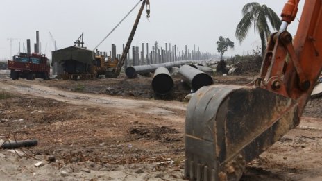 Световната банка ще спре да финансира петролни и газови проекти след 2019 г.