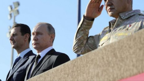 Матов гланц за Путин при визитата му в Близкия изток