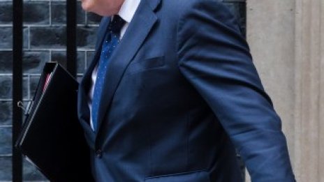 Борис Джонсън наруши предизборно обещание и вдигна данъците