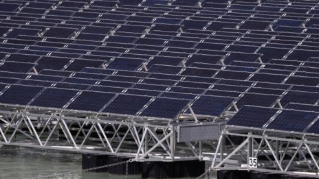 Amazon ще си партнира с Mitsubishi в изграждането на соларни паркове в Япония