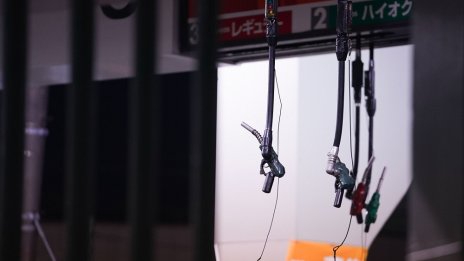 Въпреки спрения износ цената на бензина в Русия достигна годишен пик