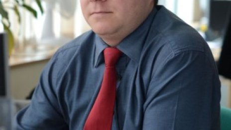 Нова година, стари перспективи