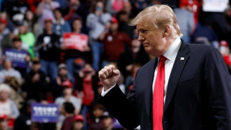 Експерт: Поскъпването на петрола се дължи на американските санкции срещу Иран