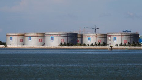 Русия не очаква дефицит на петролните пазари заради санкциите срещу Иран