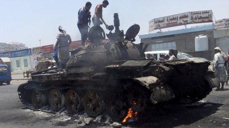 Бунтовниците в Йемен не се отказват въпреки саудитските удари