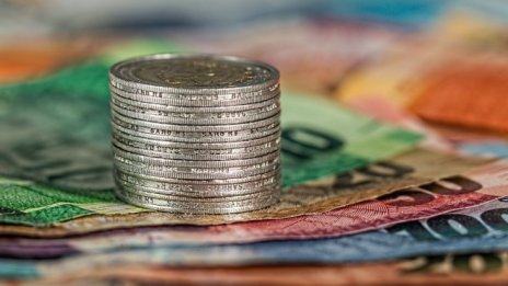 От какво зависи ръстът на заплатите?