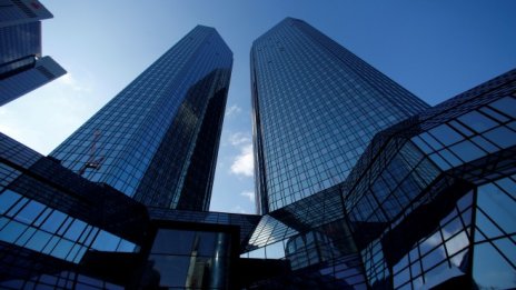 Прокуратурата разследва бивш ръководител в Deutsche Bank за пране на пари 