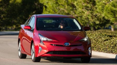 В САЩ обявиха Toyota Prius за най-икономичната кола