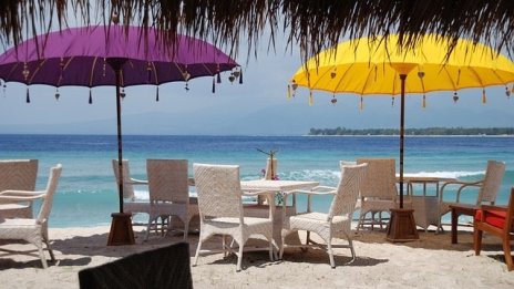 Ангелкова е против пълното премахване на преместваеми обекти от плажовете