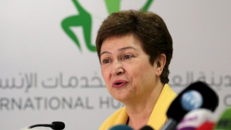 Кр. Георгиева: Не може да има неформални преговори между Великобритания и ЕС