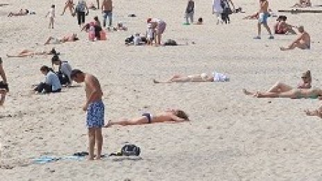 Черноморски курорти обявиха първите  отстъпки в битка за клиента