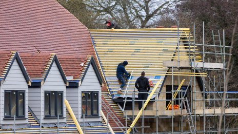 Възстановяването на доверието осветява пътя на британската строителна индустрия