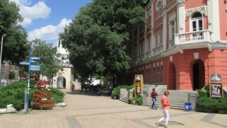 В Плевен ще модернизират учебни заведения с инвестиции за над 10 млн. лева