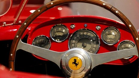 Ferrari оглавява класация за най-ценните автомобили в света 