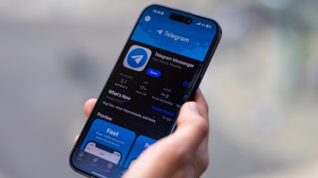 Telegram ще разпространява чатбота Grok на xAI в рамките на нова сделка