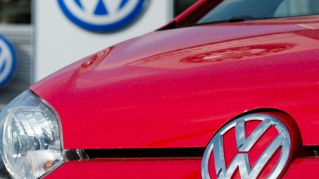Инженери от VW са работили по манипулиращия софтуер през 2005 г.