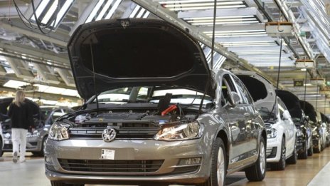 VW трябва да върне почти 500 000 в сервизите си в САЩ 