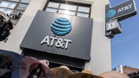 AT&T разкри мащабна хакерска атака, засегнала 109 млн. клиентски акаунта