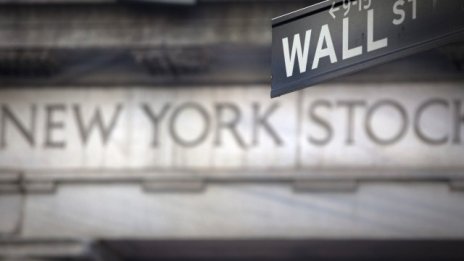 Индексите на Wall Street бележат минимални изменения преди речта на Йелън*