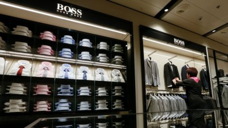 Hugo Boss прогнозира възстановяване на продажбите след спада в САЩ и Хонконг