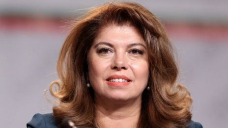 Йотова: Управляващите можеха да избегнат бунта в Харманли