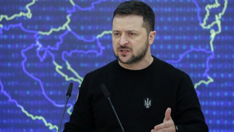 Зеленски: Положението на Украйна на фронта става по-тежко