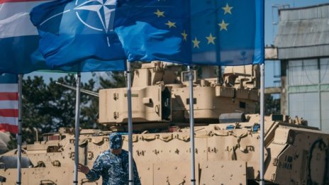 Разширяването на НАТО на Север е все по-близо