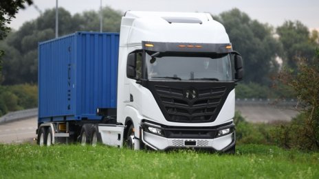 Nikola отчете първи приходи от продажба на своите електрически камиони