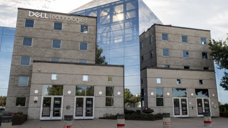 Акциите на Dell поевтиняха след по-нисък марж на печалбата от продажбата на сървъри