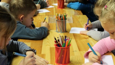 УНИЦЕФ: 56% от децата в ЕС са самотни, 75% искат житейски умения чрез образование