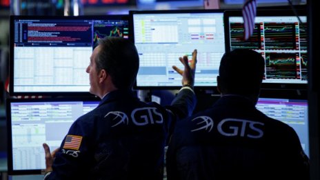 Пониженията при технологиите доведоха до силен седмичен спад на Wall Street