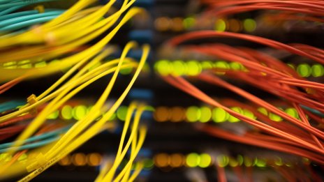 Центровете за данни в строеж в Европа трябва да се удвоят до 2025 г., за да отговорят на търсенето