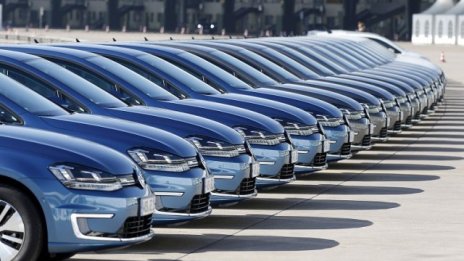 Кои марки автомобили са най-продавани в Европа през 2015 г.