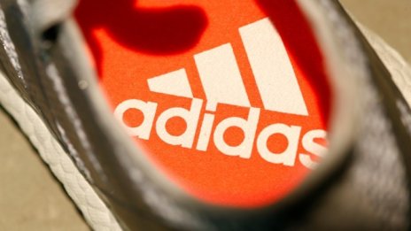 Adidas планира обратно изкупуване на акции за 3 млрд. евро