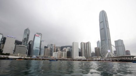 Хонконг започва борба с "нежеланите" тактики на строители за продажба на имоти