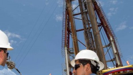 Търговският оптимизъм доведе до слабо повишение на петролните цени*