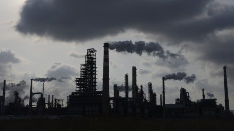 Китайската Sinopec придобива нефтохимически завод за 3 млрд. долара?