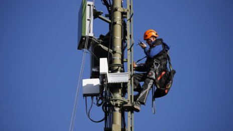 САЩ: Може да инвестираме в Nokia и Ericsson