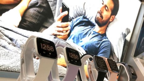Потребителска група отправи остри критики към придобиването на Fitbit от Google