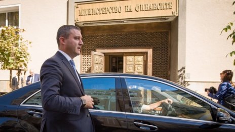 Финансовият министър остава твърдо против диференциран ДДС