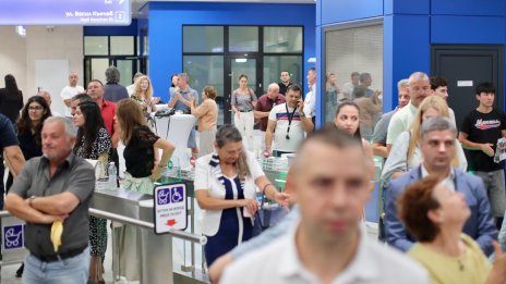 Три нови станции бяха открити по третата линия на столичното метро