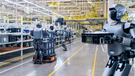 Китай влиза в търговската война с истинска армия от роботи