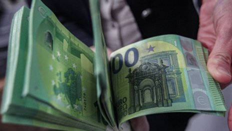 Външният дълг на България расте с повече от 20% до близо 54 млрд. евро през август