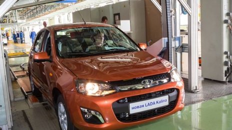 Новата Lada Kalina се качи на поточните линии