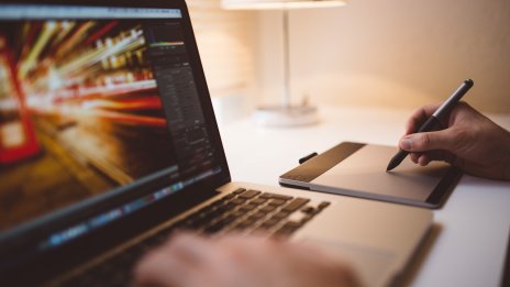 Трудовият пазар у нас вече създава повече места за хора с висока добавена стойност