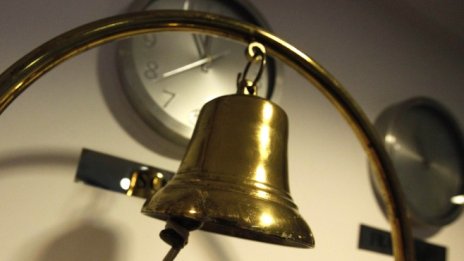 След разследване на Investor.bg: КФН влиза на проверка в БФБ*