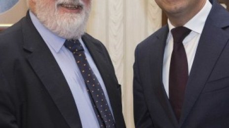 Плевнелиев: Работим за свързването на енергийните пазари в региона