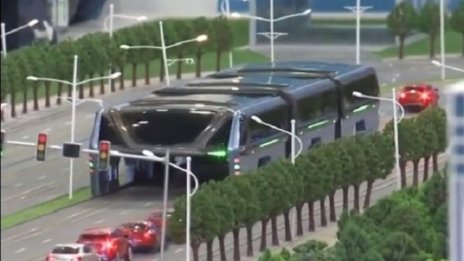 Автобус с 1400 места слага край на задръстванията